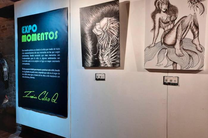 Galería de Artes Visuales Juan Manuel Cedeño, ubicada en Las Bóvedas, Plaza de Francia, en el Casco Antiguo de la ciudad de Panamá. Galería de Artes Visuales Juan Manuel Cedeño, ubicada en Las Bóvedas, Plaza de Francia, en el Casco Antiguo de la ciudad de Panamá.