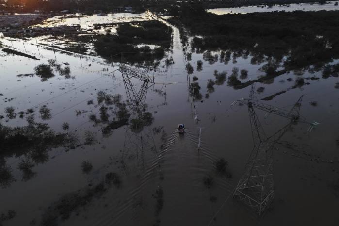 Fotografía aérea que muestra la magnitud de las inundaciones en Brasil. Fotografía aérea que muestra la magnitud de las inundaciones en Brasil.