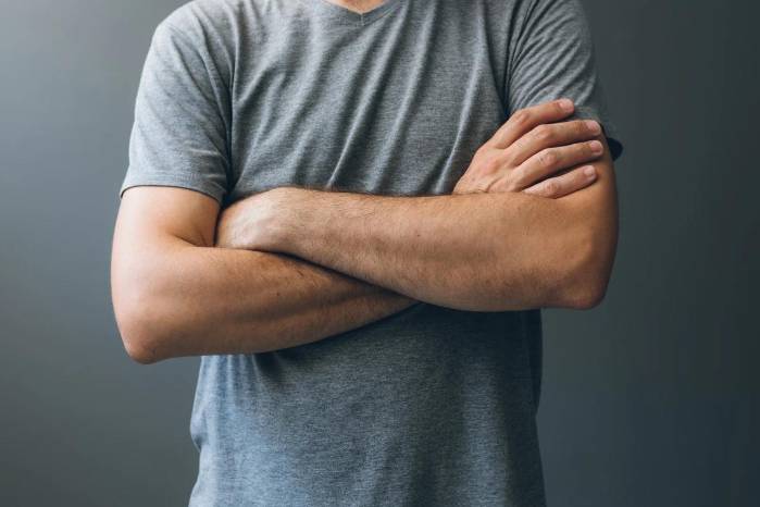 El lenguaje corporal es poderoso y, por ello, saber leer a una persona debe ser algo serio y estudiado. El lenguaje corporal es poderoso y, por ello, saber leer a una persona debe ser algo serio y estudiado.