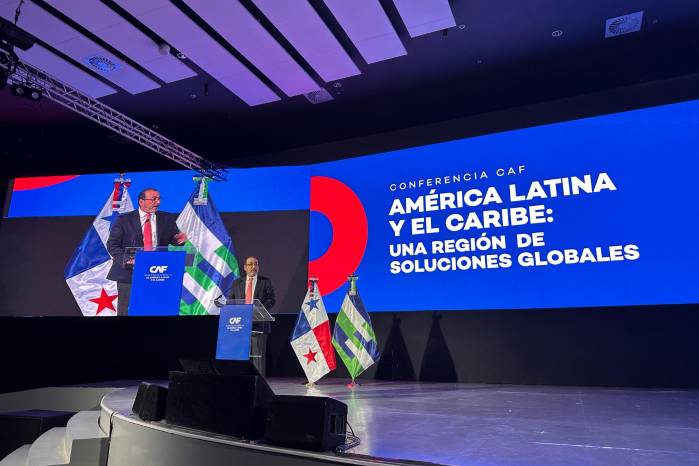 El presidente ejecutivo de CAF, Sergio Díaz-Granados, en la apertura de la Conferencia CAF: ‘América Latina y el Caribe, una región de soluciones’. El presidente ejecutivo de CAF, Sergio Díaz-Granados, en la apertura de la Conferencia CAF: ‘América Latina y el Caribe, una región de soluciones’.