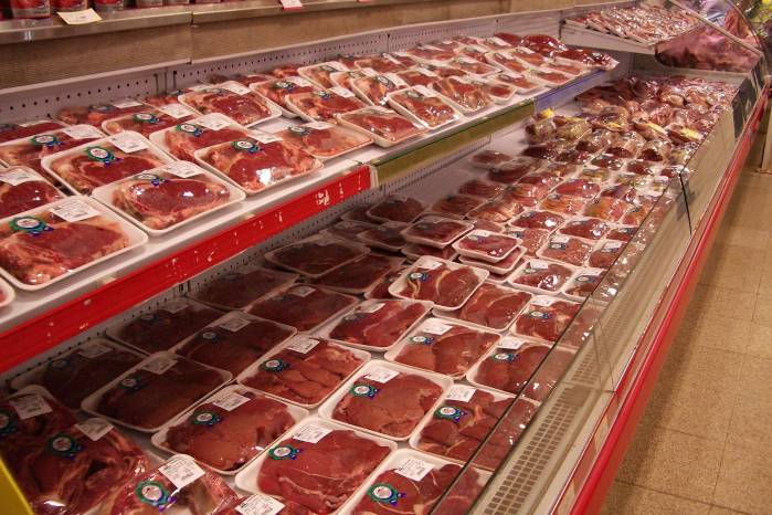 La carne mostró una disminución corta en sus precios. La carne mostró una disminución corta en sus precios.