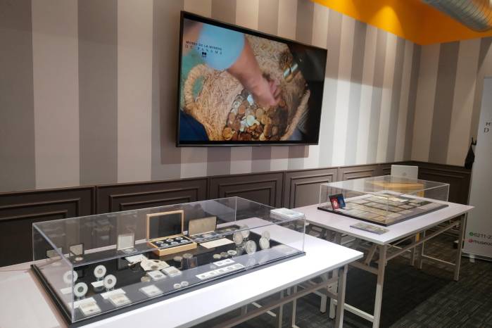 A través de ‘La Ruta del Tesoro Panameño’, una exhibición guiada, se busca llevar la historia monetaria de Panamá a instituciones educativas. A través de ‘La Ruta del Tesoro Panameño’, una exhibición guiada, se busca llevar la historia monetaria de Panamá a instituciones educativas.