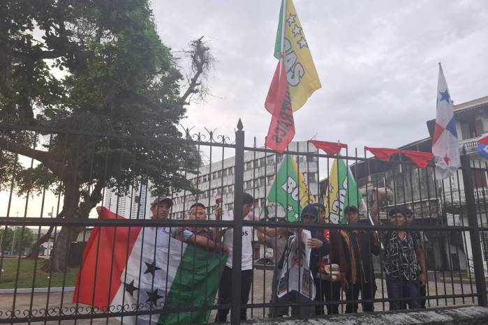 Se reportan protestas a las afueras de la Asamblea Nacional. Se reportan protestas a las afueras de la Asamblea Nacional. 