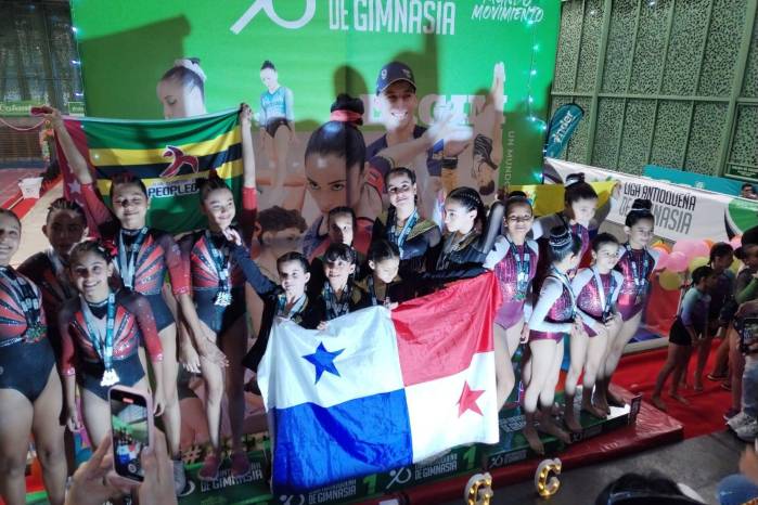 Las gimnastas de artística femenina de IGA destacaron con sus presentaciones. Las gimnastas de artística femenina de IGA destacaron con sus presentaciones.