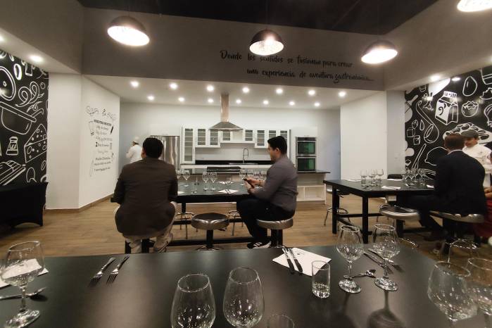 Salón de degustación. Salón de degustación.