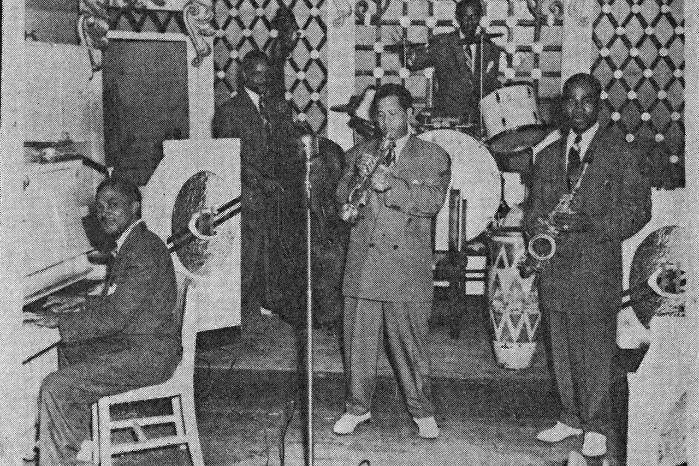 El panameño Noel Foster la batería tocando en la orquesta de ‘jazz’ ‘Al Martin’. El panameño Noel Foster la batería tocando en la orquesta de ‘jazz’ ‘Al Martin’.