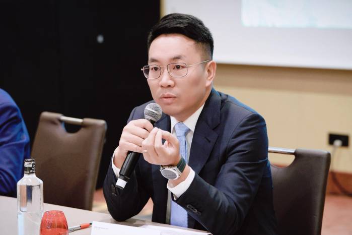 Daniel Zhou, CEO de Huawei. Daniel Zhou, CEO de Huawei.