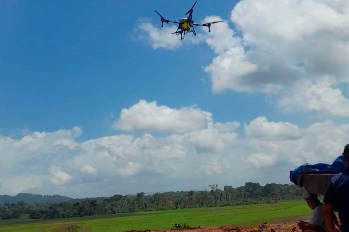 El Ministerio de Desarrollo Agropecuario inspeccionas las siembra con drones. El Ministerio de Desarrollo Agropecuario inspeccionas las siembra con drones.