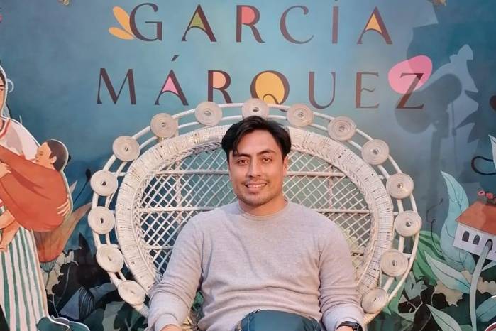 Alejandro Carrasco estudió Ciencias de la Comunicación en la Universidad Católica de Honduras. Alejandro Carrasco estudió Ciencias de la Comunicación en la Universidad Católica de Honduras.