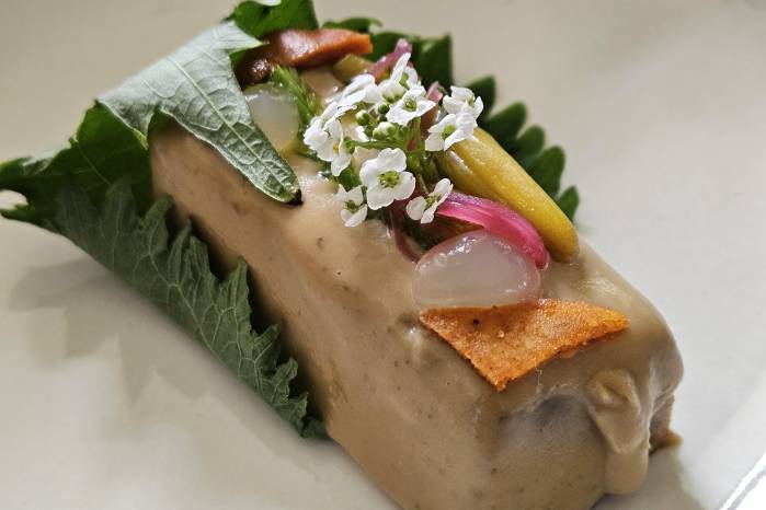 Lingua tonnata, del chef Issam Koteich. Lingua tonnata, del chef Issam Koteich.