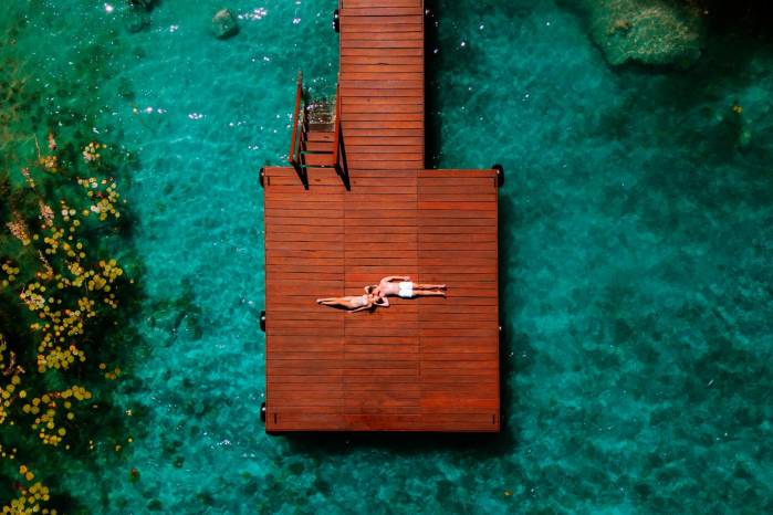La laguna de Bacalar se ubica en Bacalar, un Pueblo Mágico de Quintana Roo. La laguna de Bacalar se ubica en Bacalar, un Pueblo Mágico de Quintana Roo.