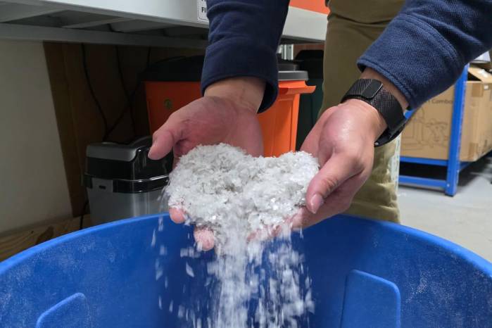 La propuesta de EcoFil consiste en elaborar filamento 100% reciclado y procesado en Panamá. La propuesta de EcoFil consiste en elaborar filamento 100% reciclado y procesado en Panamá.