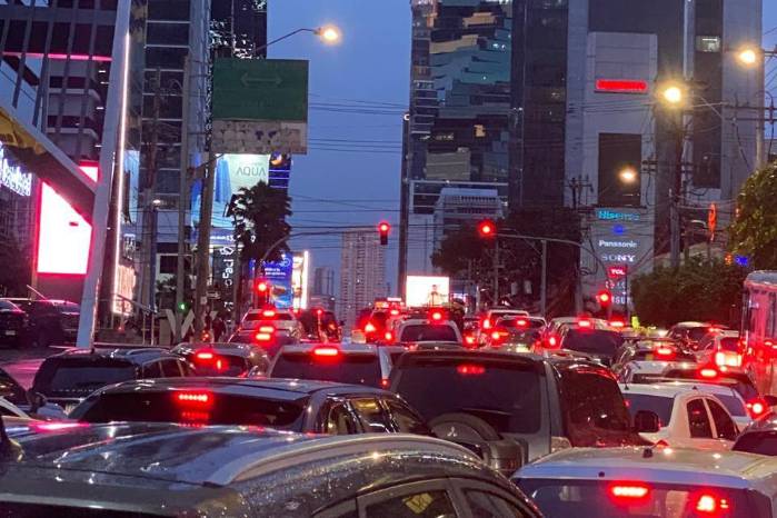 Tranque en Ciudad de Panamá. Tranque en Ciudad de Panamá.