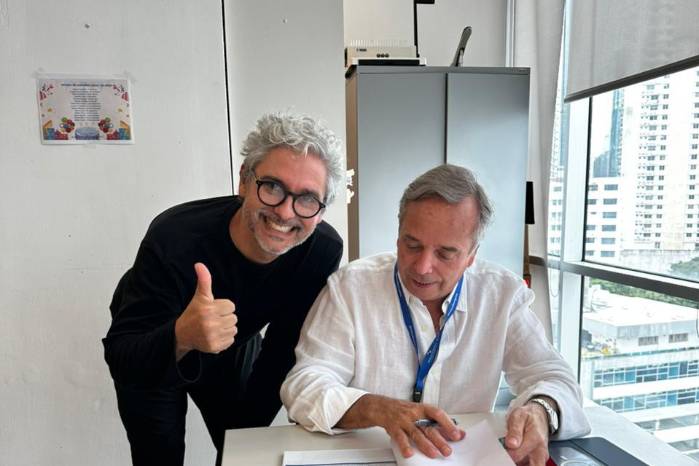 Miguel Fábrega y Diego Costa durante la firma del acuerdo entre Micultura y PINTA. Miguel Fábrega y Diego Costa durante la firma del acuerdo entre Micultura y PINTA.