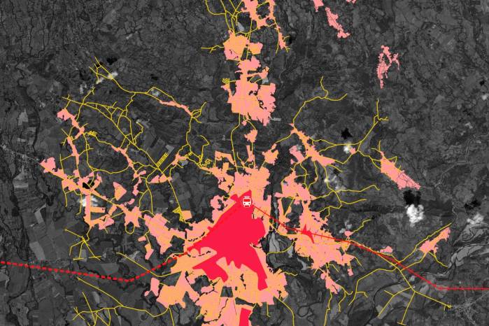 Ciudad de David. Uno de los aspectos que se propone desde ORU/FSU es la adopción de un modelo de ciudades intermedias con contención de la expansión de la huella urbana a partir de un radio de 12.5 kilómetros o 15 minutos en auto, y el fortalecimiento de la actividad económica y la atracción de estas ciudades en el interior que servirán de nodos del tren propuesto. Ciudad de David. Uno de los aspectos que se propone desde ORU/FSU es la adopción de un modelo de ciudades intermedias con contención de la expansión de la huella urbana a partir de un radio de 12.5 kilómetros o 15 minutos en auto, y el fortalecimiento de la actividad económica y la atracción de estas ciudades en el interior que servirán de nodos del tren propuesto.