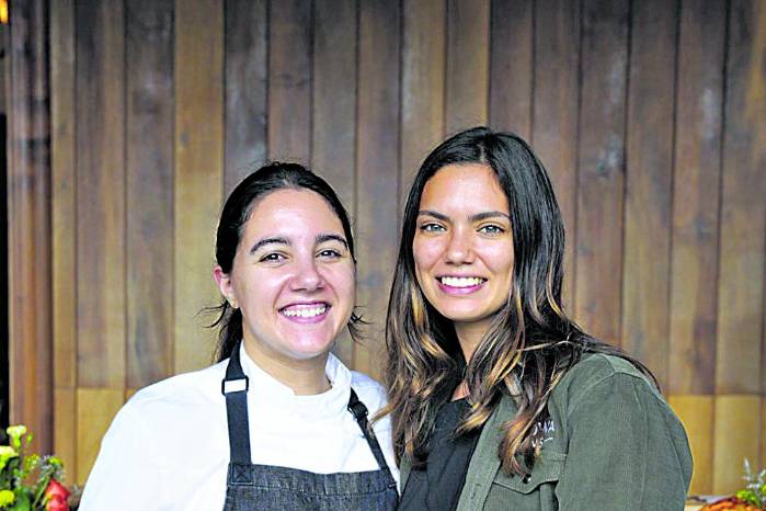 La chef Alegrita, de La casita de Ale y Victoria Koyner. La chef Alegrita, de La casita de Ale y Victoria Koyner.