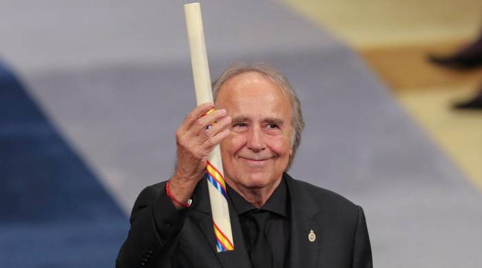 Joan Manuel Serrat recibió el premio de las Letras. Joan Manuel Serrat recibió el premio de las Letras.