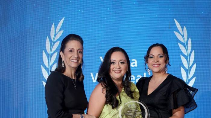 Account Manager del año ramo Vida: Yesica Villarreal Account Manager del año ramo Vida: Yesica Villarreal