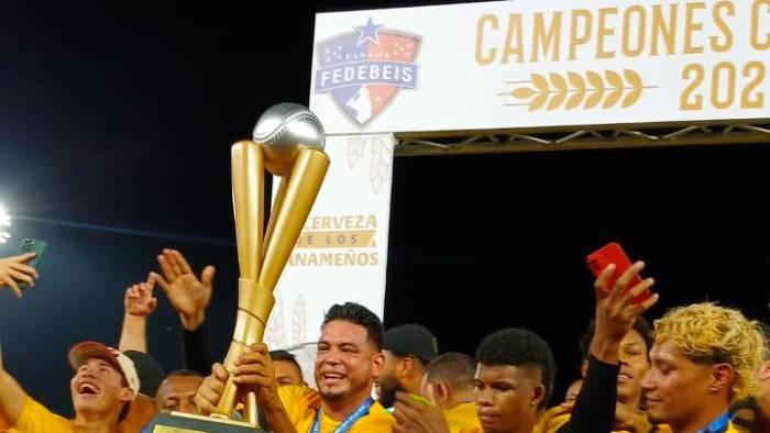 Bocas del Toro celebra el título del Campeonato Nacional de Béisbol Mayor 2025. Bocas del Toro celebra el título del Campeonato Nacional de Béisbol Mayor 2025.