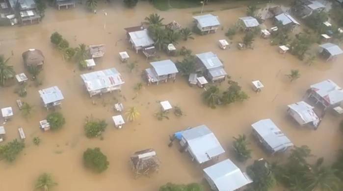 Este anuncio aplica solo a las áreas afectadas por las lluvias, deslizamientos de tierra e inundaciones. Este anuncio aplica solo a las áreas afectadas por las lluvias, deslizamientos de tierra e inundaciones.