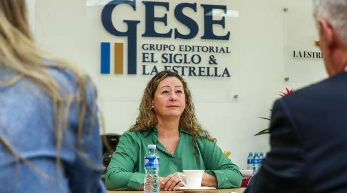La embajadora francesa en Panamá, Aude De Amorim, durante el encuentro con ‘La Decana’. La embajadora francesa en Panamá, Aude De Amorim, durante el encuentro con ‘La Decana’.