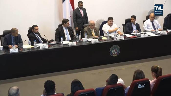 Comisión de Gobierno de la Asamblea analiza amnistía para Martinelli Comisión de Gobierno de la Asamblea analiza amnistía para Martinelli