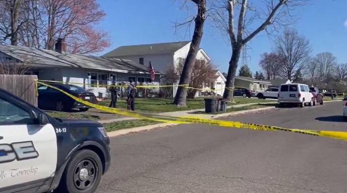 La oficina del fiscal de Bucks County indicó por su parte que sus trabajadores y ‘otros agentes de las fuerzas del orden’ están asistiendo a la Policía. La oficina del fiscal de Bucks County indicó por su parte que sus trabajadores y ‘otros agentes de las fuerzas del orden’ están asistiendo a la Policía.