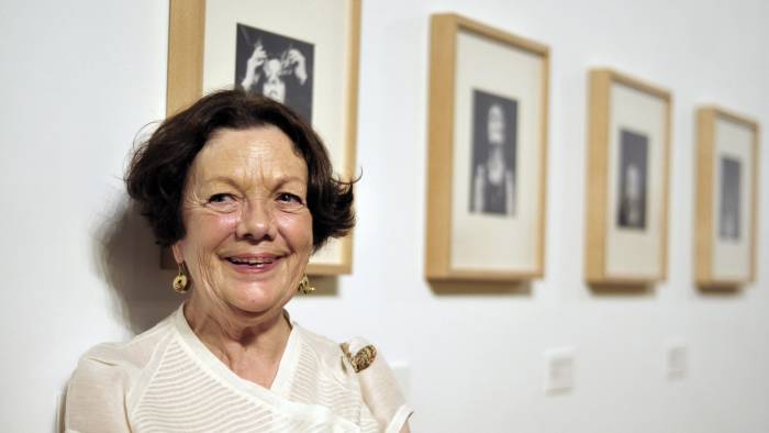 La fotógrafa mexicana Graciela Iturbide, en su exposición Graciela Iturbide. Retrospectiva 1969-2008. La fotógrafa mexicana Graciela Iturbide, en su exposición Graciela Iturbide. Retrospectiva 1969-2008.
