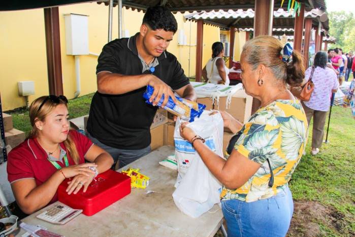 Agroferias del IMA ofrecen productos de la canasta básica a precios económicos a nivel nacional. Agroferias del IMA ofrecen productos de la canasta básica a precios económicos a nivel nacional.