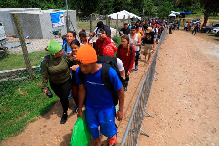 Imagen de archivo de un grupo de migrantes que llegan a la provincia de Darién tras cruzar de Colombia. Imagen de archivo de un grupo de migrantes que llegan a la provincia de Darién tras cruzar de Colombia.