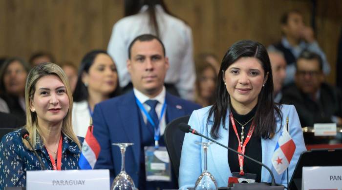 La ministra Muñoz destacó el impulso de una política de primer empleo para jóvenes, a través de un sistema digital que conecta a empresas con aprendices, facilitando la inserción laboral de las nuevas generaciones. La ministra Muñoz destacó el impulso de una política de primer empleo para jóvenes, a través de un sistema digital que conecta a empresas con aprendices, facilitando la inserción laboral de las nuevas generaciones.