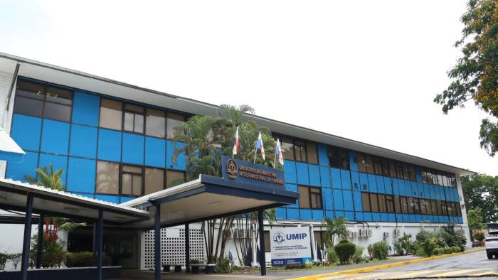 La Universidad Marítima Internacional de Panamá es la única Universidad especializada en carreras marítimas en la Ciudad de Panamá. La Universidad Marítima Internacional de Panamá es la única Universidad especializada en carreras marítimas en la Ciudad de Panamá.