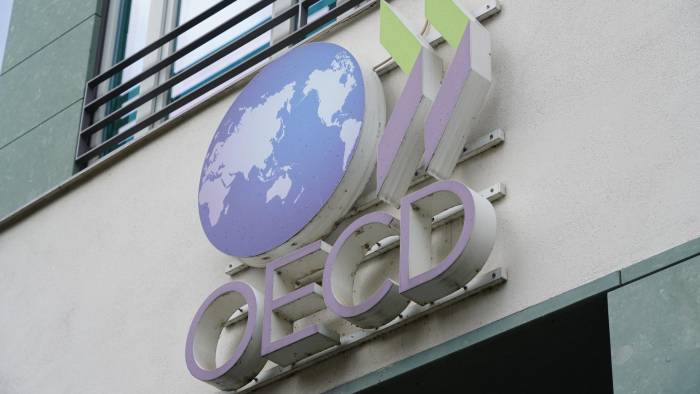 La Ocde es un organismo de cooperación internacional compuesto por 38 Estados, cuyo objetivo es coordinar sus políticas económicas y sociales. La Ocde es un organismo de cooperación internacional compuesto por 38 Estados, cuyo objetivo es coordinar sus políticas económicas y sociales.