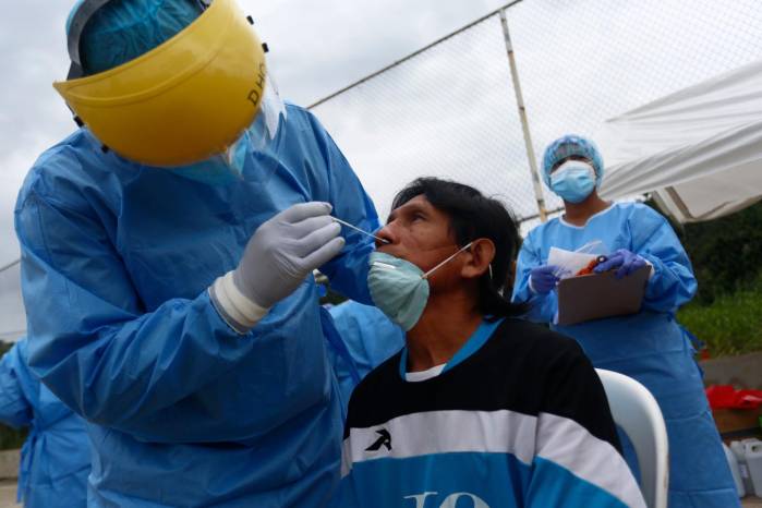 Tedros detalló que China no ha suministrado datos de centenares de secuencias genómicas de los primeros casos en humanos. Tedros detalló que China no ha suministrado datos de centenares de secuencias genómicas de los primeros casos en humanos.