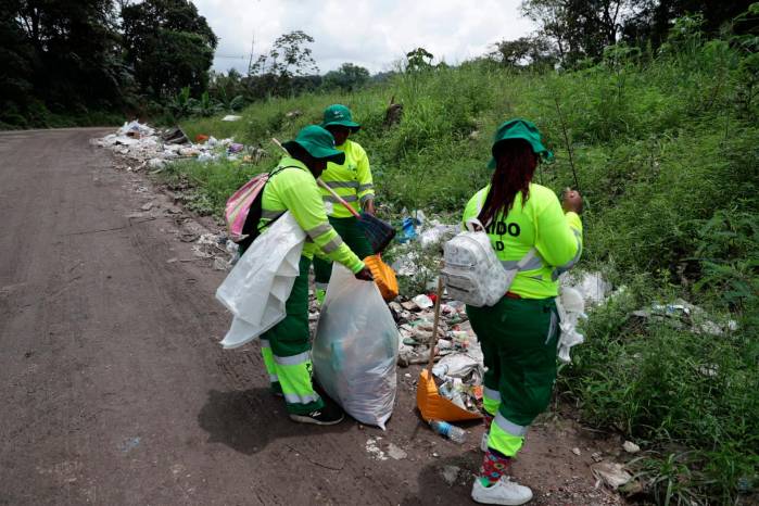 En el distrito de Panamá se recolectan hasta 1,500 toneladas de residuos. En el distrito de Panamá se recolectan hasta 1,500 toneladas de residuos.