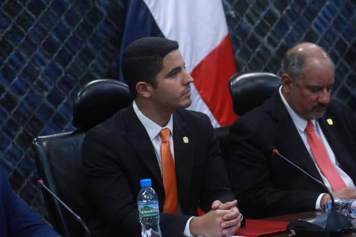 El diputado José Pérez Barboni, presidente de la Comisión de Infraestructura de la Asamblea Nacional. El diputado José Pérez Barboni, presidente de la Comisión de Infraestructura de la Asamblea Nacional.