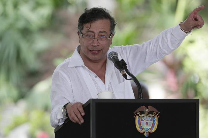 Petro dijo que el Gobierno del Perú ha copado un territorio que es de Colombia y ha violado el Protocolo de Rio de Janeiro. Petro dijo que el Gobierno del Perú ha copado un territorio que es de Colombia y ha violado el Protocolo de Rio de Janeiro.