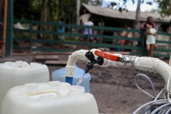 Fotografía cedida por Fundación Amazonía Sostenible que muestra un grifo de agua en la comunidad Quilombola de Tambor,ubicada en el río Jaú, en Novo Airão. Fotografía cedida por Fundación Amazonía Sostenible que muestra un grifo de agua en la comunidad Quilombola de Tambor,ubicada en el río Jaú, en Novo Airão.