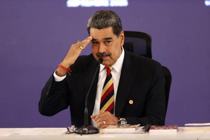 El presidente de Venezuela, Nicolás Maduro, habla en una rueda de prensa este lunes, en Caracas (Venezuela). El presidente de Venezuela, Nicolás Maduro, habla en una rueda de prensa este lunes, en Caracas (Venezuela).