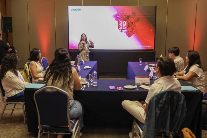 Presentación en la decimosegunda edición de la Cumbre de Excelencia Médica Amgen. Presentación en la decimosegunda edición de la Cumbre de Excelencia Médica Amgen.
