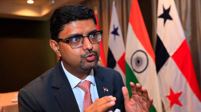 Sumit Seth, embajador de India en Panamá, Costa Rica y Nicaragua, durante un conversatorio con líderes de opinión, empresarios, representantes de alianzas y jóvenes de la comunidad hindú en Panamá. Sumit Seth, embajador de India en Panamá, Costa Rica y Nicaragua, durante un conversatorio con líderes de opinión, empresarios, representantes de alianzas y jóvenes de la comunidad hindú en Panamá.