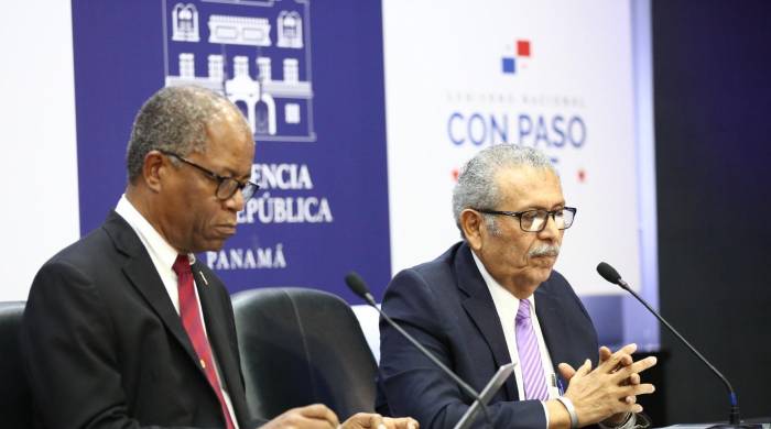 La unificación de los sistemas de salud fue uno de los temas de las mesas de ayer. La unificación de los sistemas de salud fue uno de los temas de las mesas de ayer.