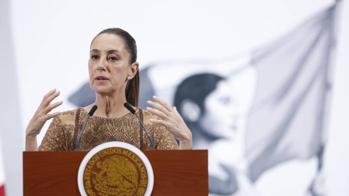 La presidenta de México, Claudia Sheinbaum, participa este viernes en su conferencia de prensa. La presidenta de México, Claudia Sheinbaum, participa este viernes en su conferencia de prensa.