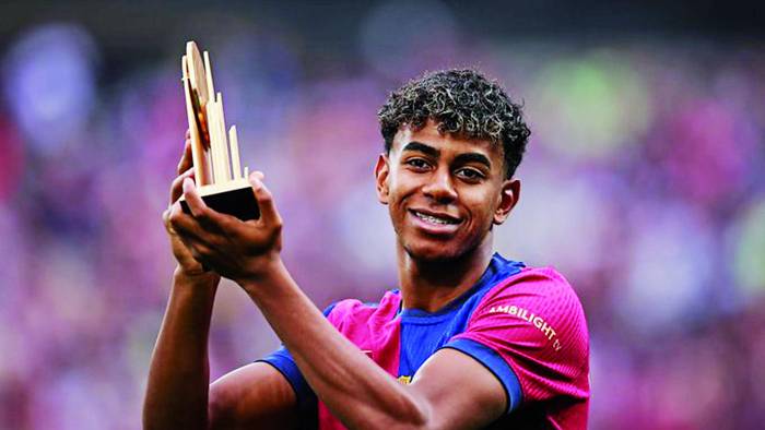 Lamine Yamal abandera el presente prometedor del club catalán. Lamine Yamal abandera el presente prometedor del club catalán.