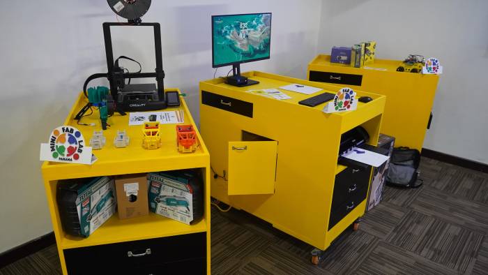 Los MiniFabLab cuentan con múltiples herramientas digitales y técnicas. Los MiniFabLab cuentan con múltiples herramientas digitales y técnicas.