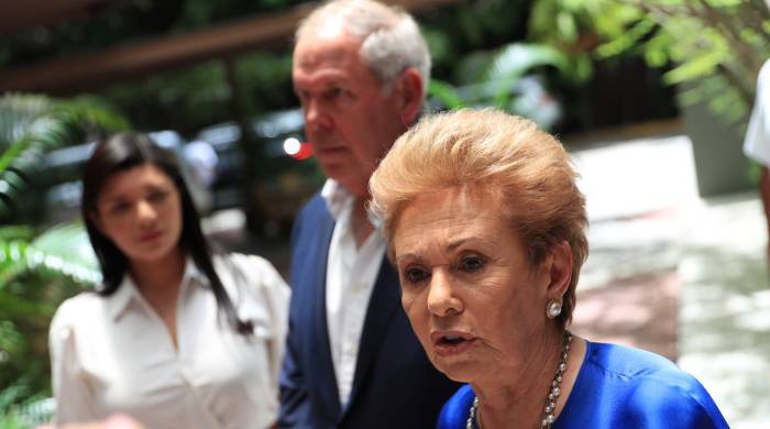 ‘Respeto a mi partido, pero igualmente respeto algunas opiniones diferentes’, dijo Moscoso. ‘Respeto a mi partido, pero igualmente respeto algunas opiniones diferentes’, dijo Moscoso.