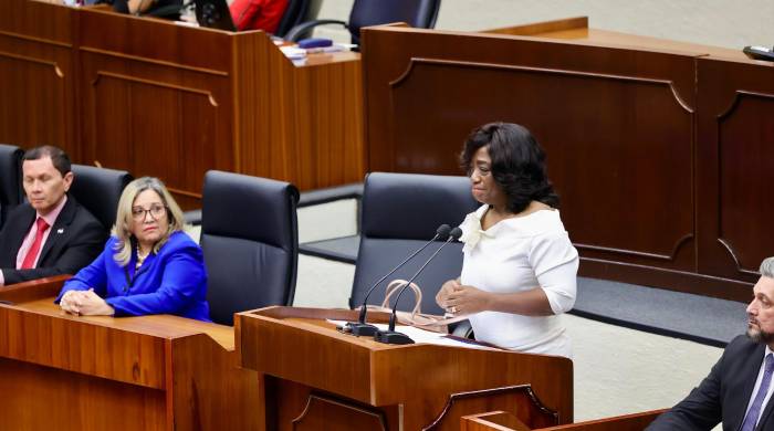 La ministra de Educación, Lucy Molinar, en su comparecencia en la Asamblea Nacional este 16 de septiembre. La ministra de Educación, Lucy Molinar, en su comparecencia en la Asamblea Nacional este 16 de septiembre.