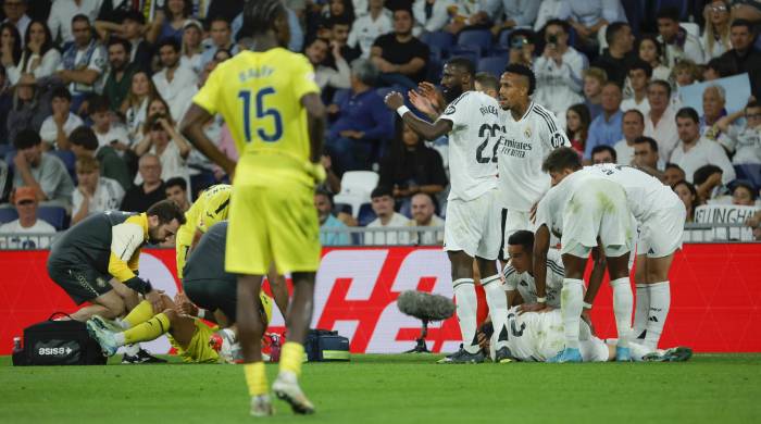 El defensa del Real Madrid Dani Carvajal se lesiona durante el partido de la jornada 9 de Liga que disputan Real Madrid y Villarreal CF. El defensa del Real Madrid Dani Carvajal se lesiona durante el partido de la jornada 9 de Liga que disputan Real Madrid y Villarreal CF.