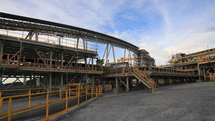Cobre Panamá es la mina de cobre a cielo abierto más grande de América Central. Cobre Panamá es la mina de cobre a cielo abierto más grande de América Central.