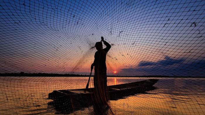 El Anexo del Protocolo del Acuerdo de Marrakech tipifica subvenciones a la pesca ilegal y no reglamentada. El Anexo del Protocolo del Acuerdo de Marrakech tipifica subvenciones a la pesca ilegal y no reglamentada.